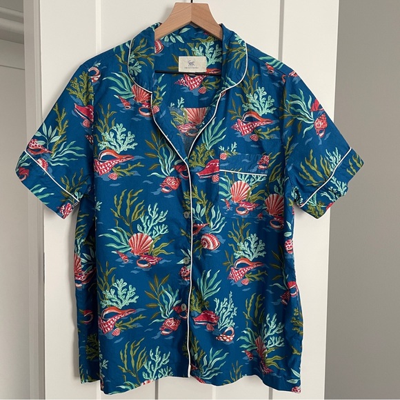 Printfresh Short Sleeve Top & Cropped Pants Set in Coral and Conch Capri Pajama - Picture 3 of 12